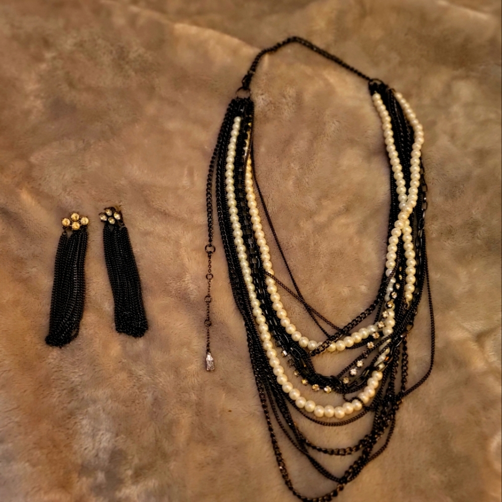 Vintage inspired necklace and earrings set